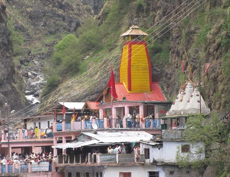 yamunotri-temple-Promark-Travels